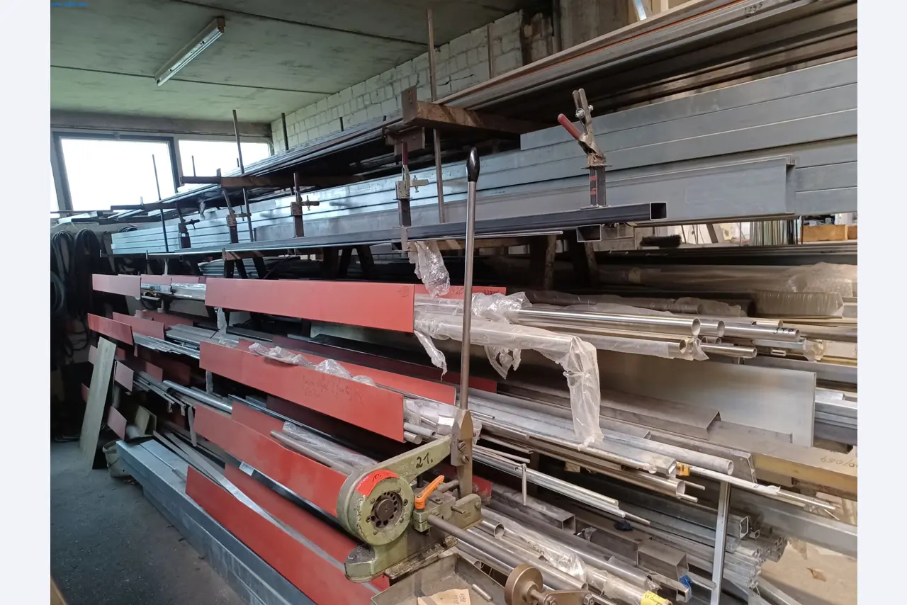 Stroji za obdelavo kovin in pločevine-1