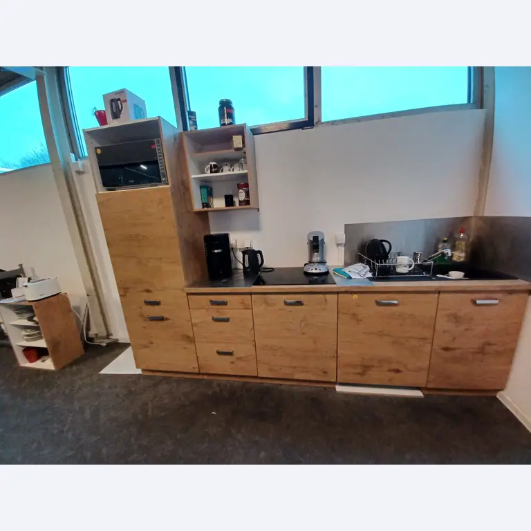 Stroje na zpracování kovů a plechů-6