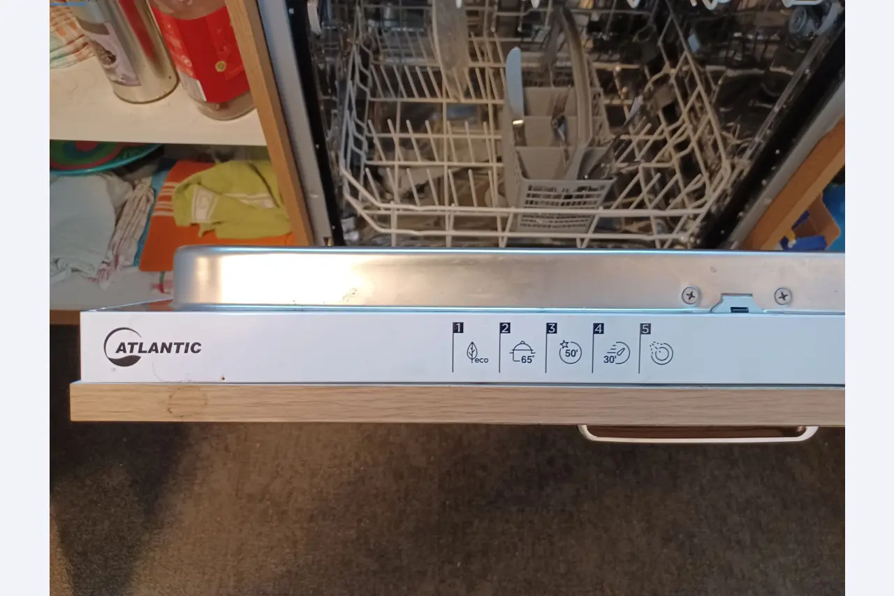 Stroje na zpracování kovů a plechů-8