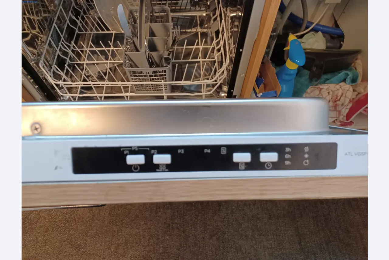 Stroje na zpracování kovů a plechů-9