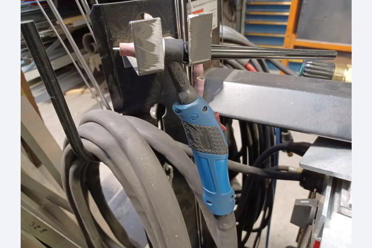 Machines for metal and sheet metal processing-2