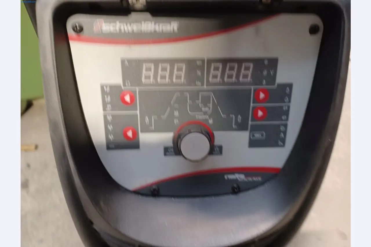 Machines for metal and sheet metal processing-3