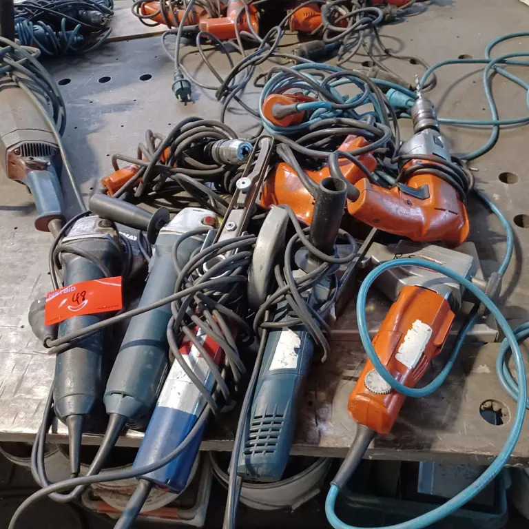 1 Posten Electrical appliances