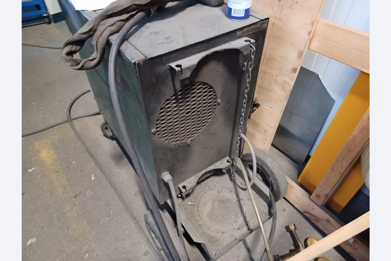 Machines for metal and sheet metal processing-4