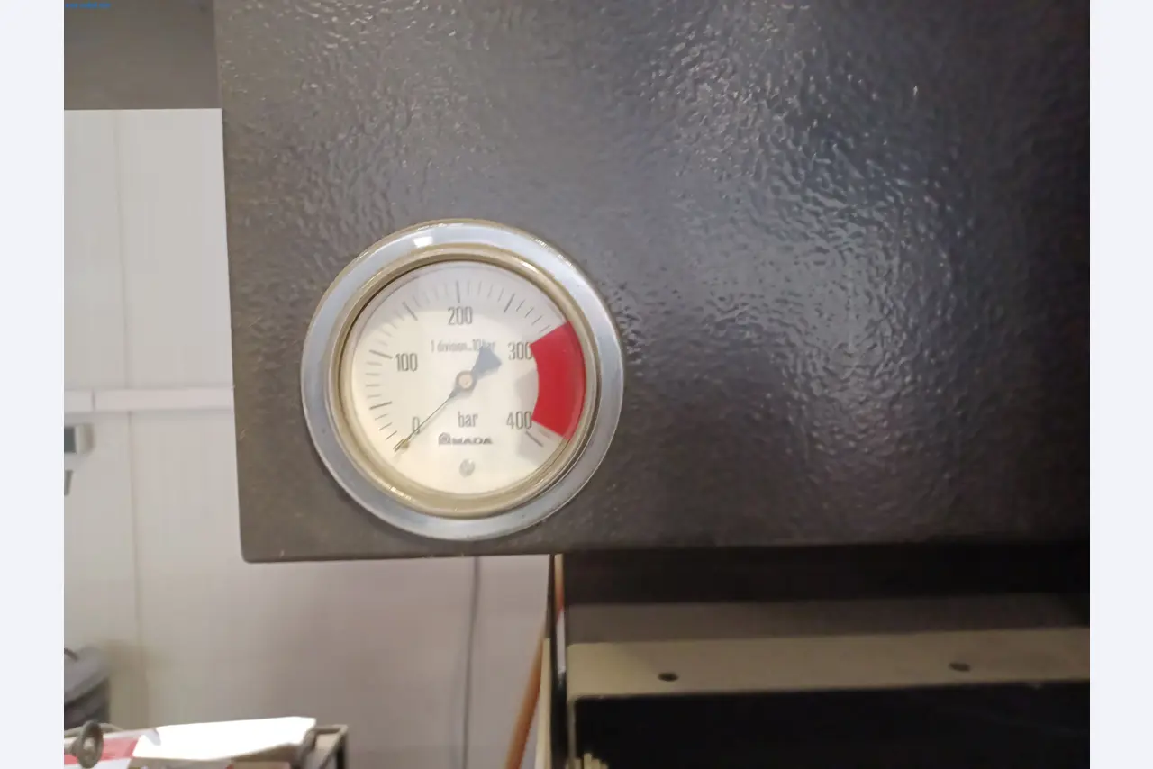 Machines for metal and sheet metal processing-4