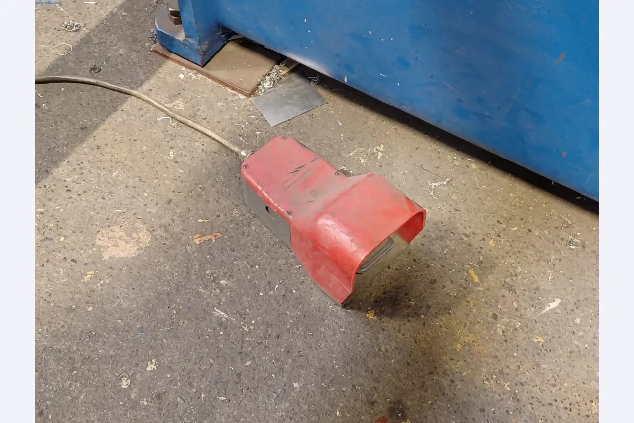 Machines for metal and sheet metal processing-3