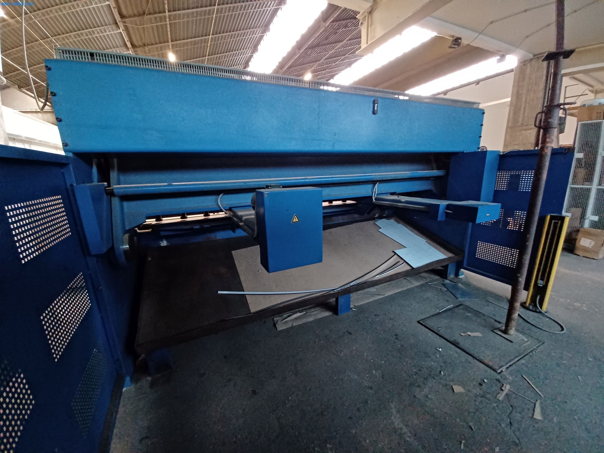 Machines for metal and sheet metal processing-6