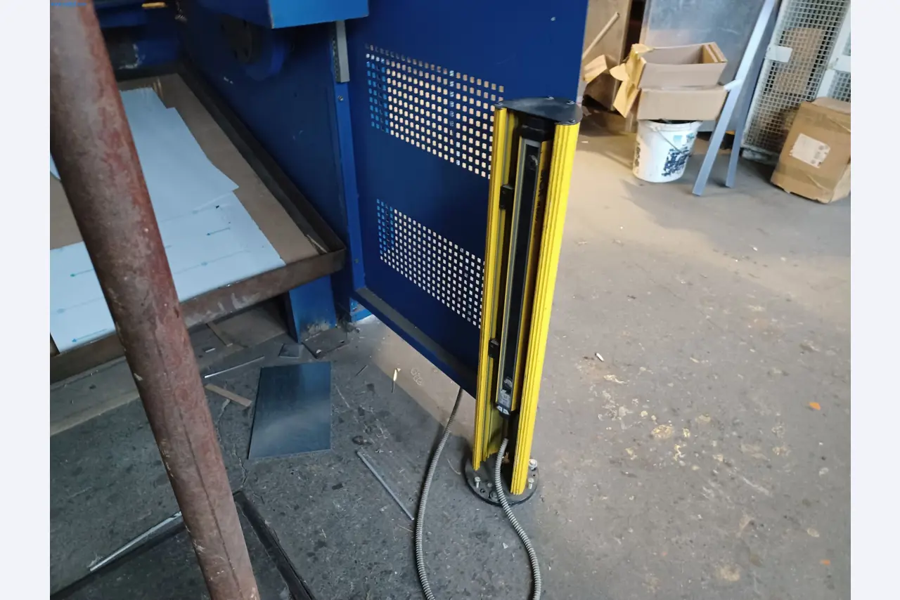 Machines for metal and sheet metal processing-7