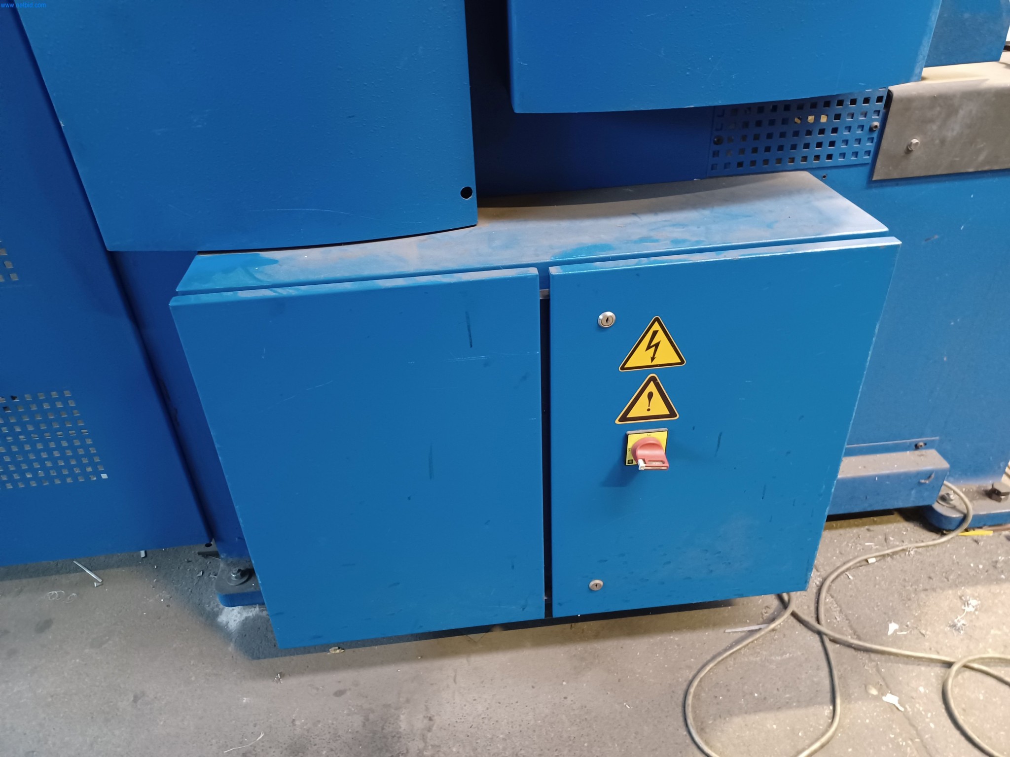 Machines for metal and sheet metal processing-9