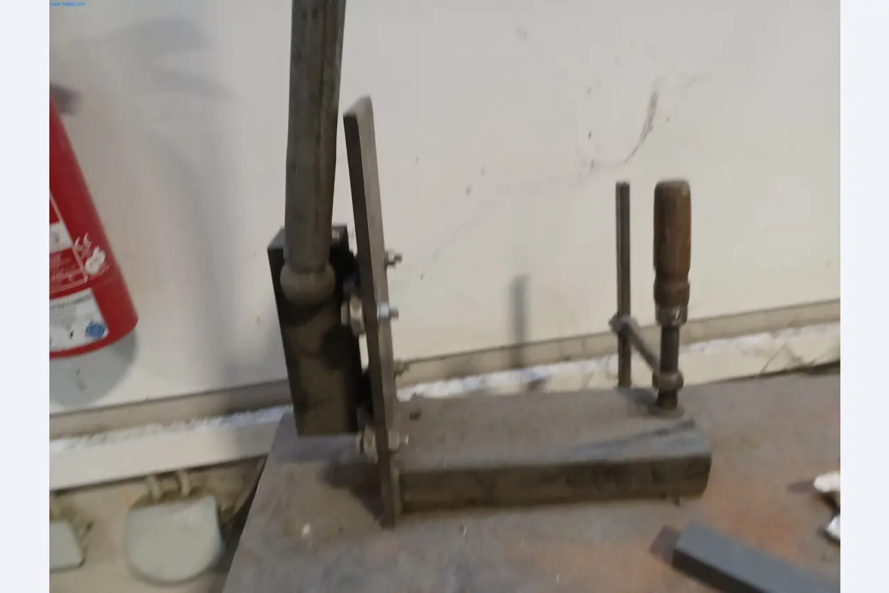 Stroje na zpracování kovů a plechů-3