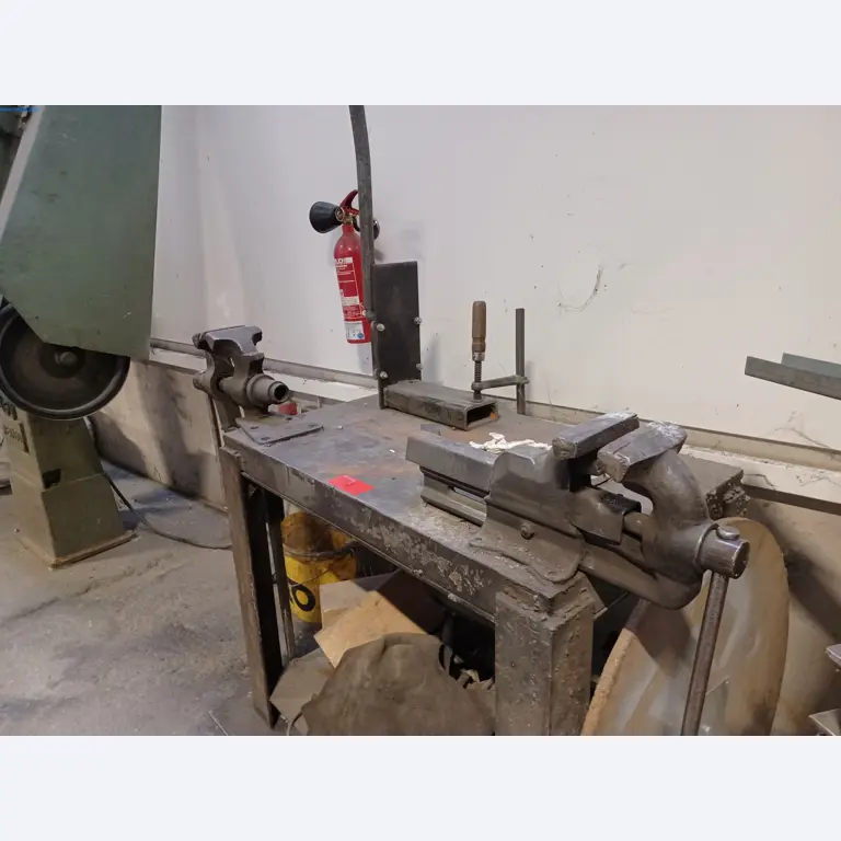 Stroje na zpracování kovů a plechů-4