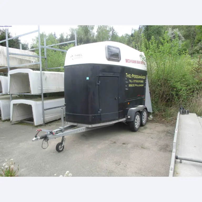 Vehicle construction, horse trailers-1