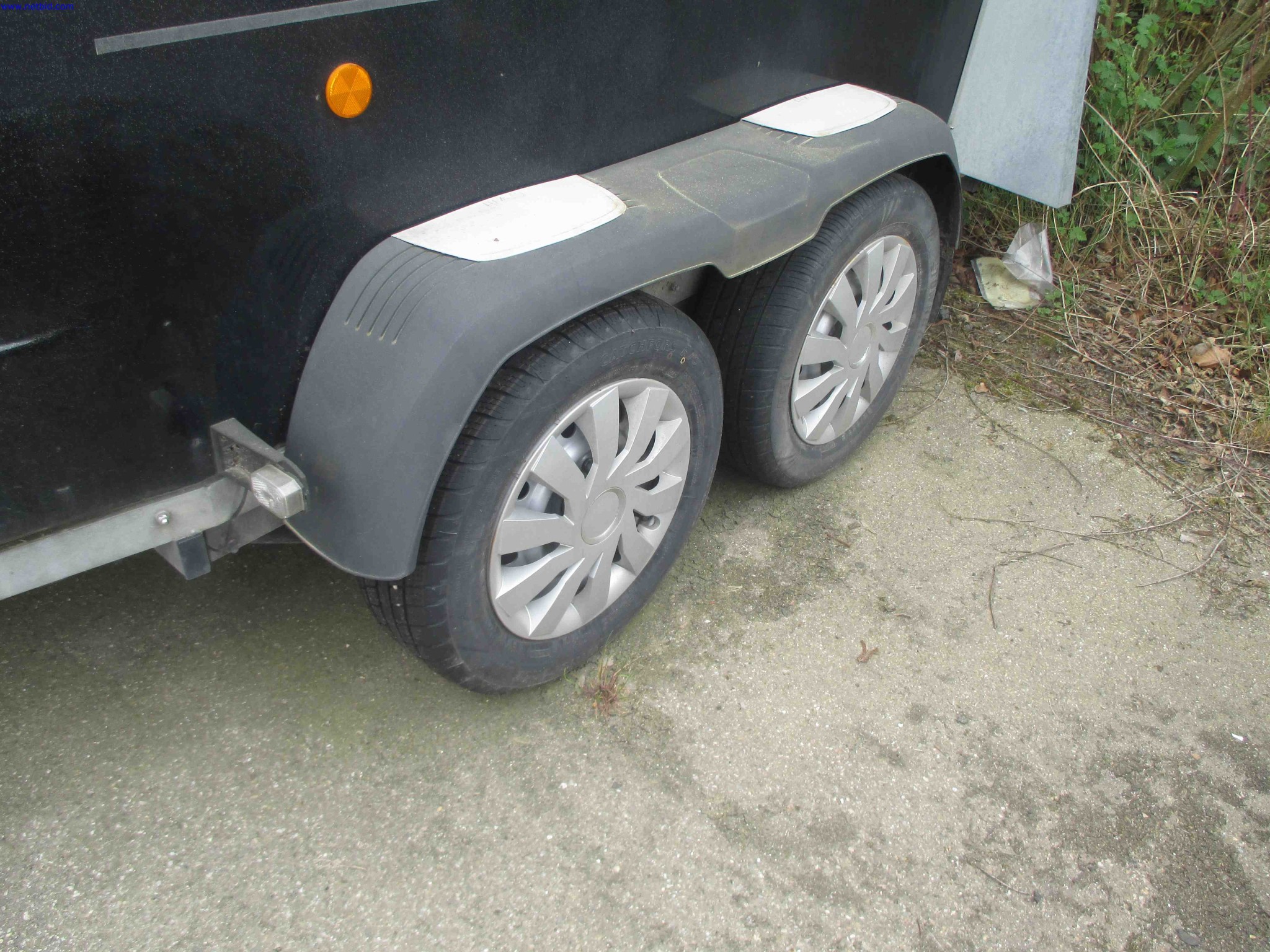 Vehicle construction, horse trailers-2