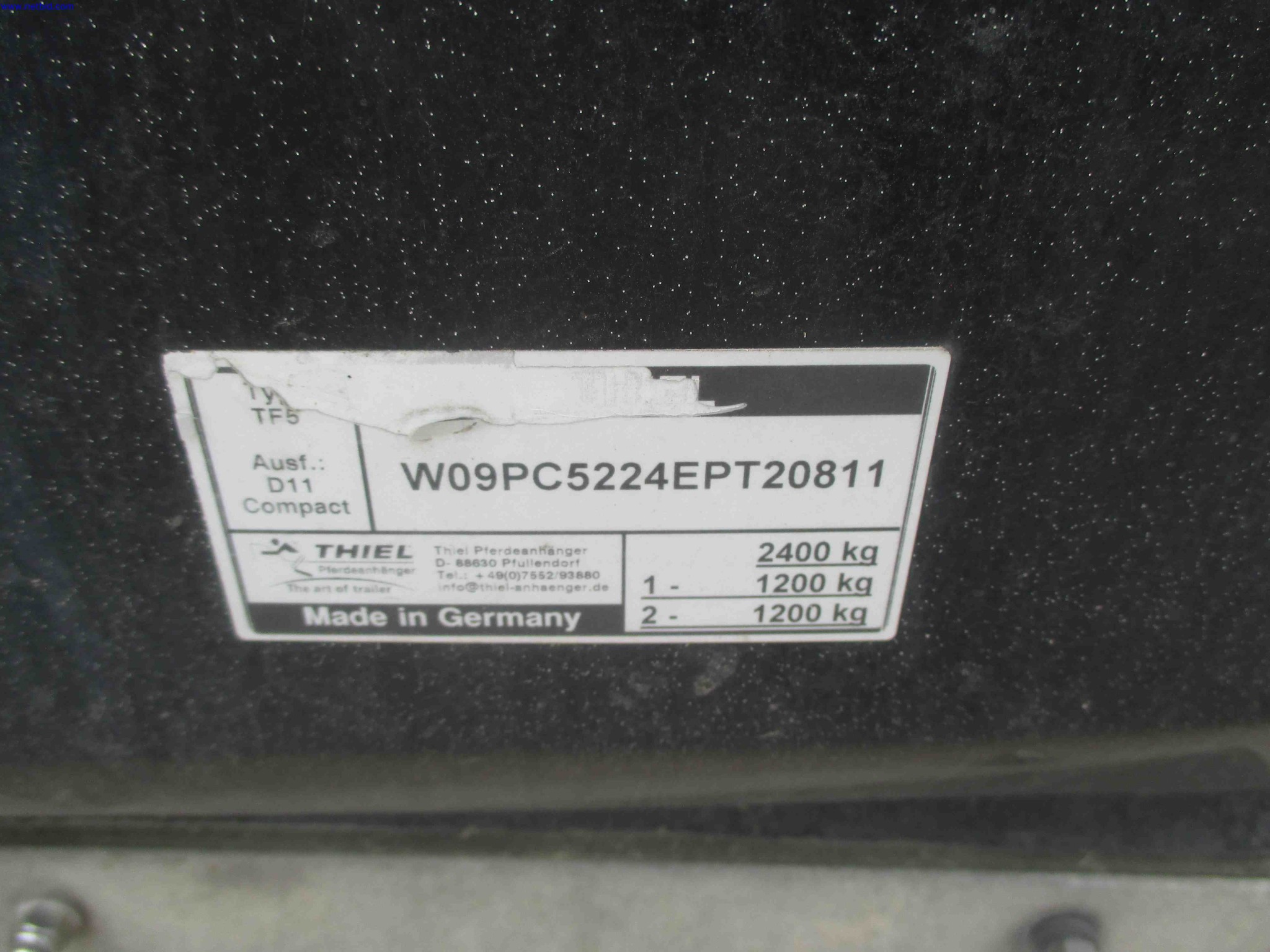 Vehicle construction, horse trailers-7