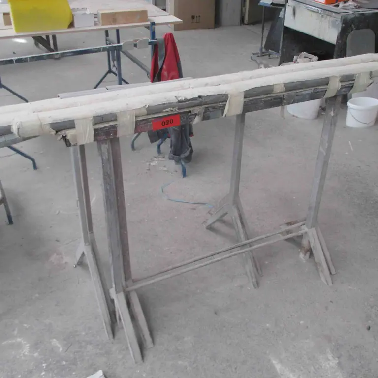 1 Posten Supports