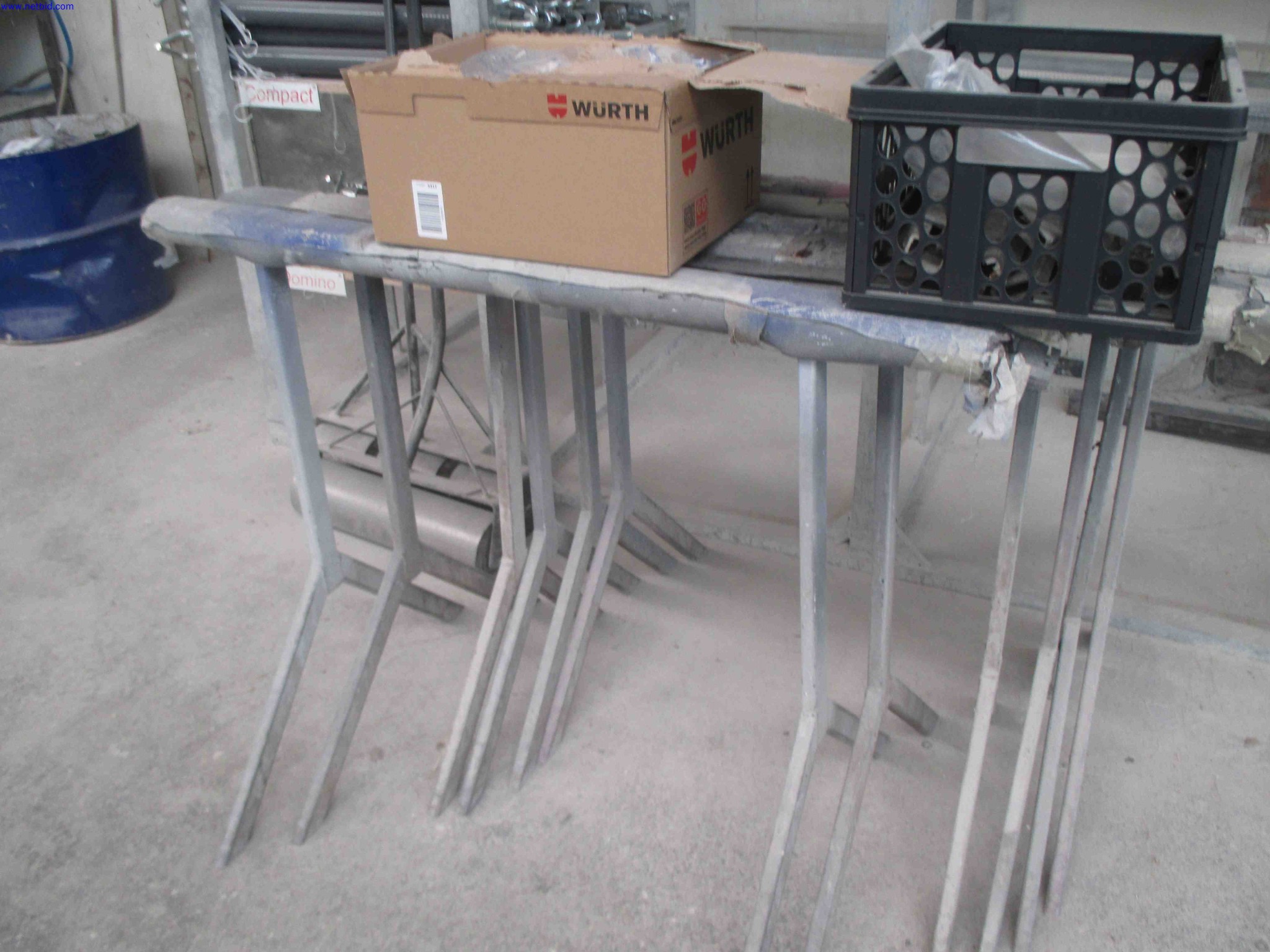 Vehicle construction, horse trailers-3