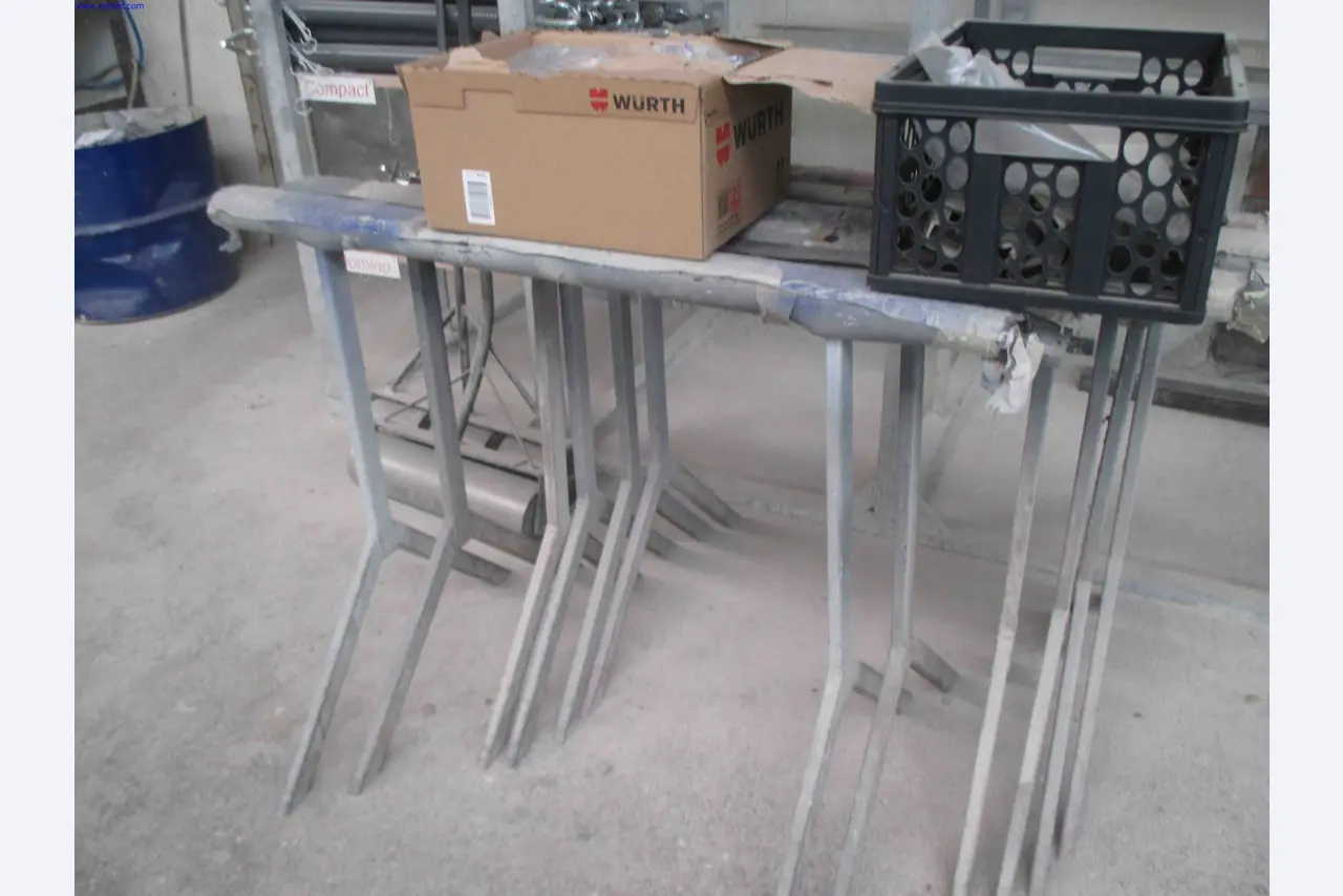 Vehicle construction, horse trailers-3
