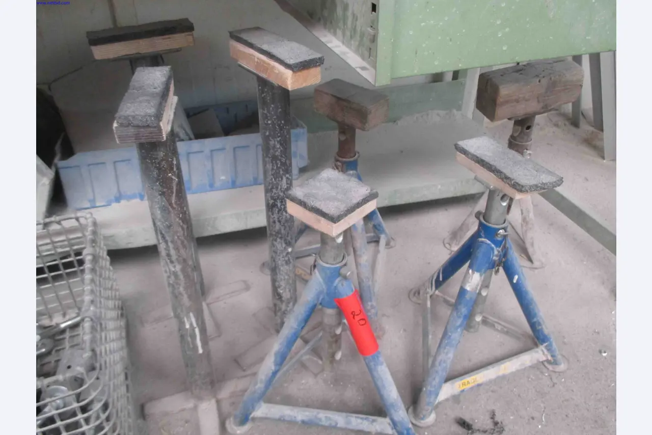 Vehicle construction, horse trailers-5