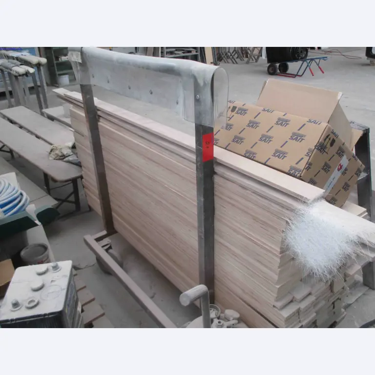 Vehicle construction, horse trailers-2