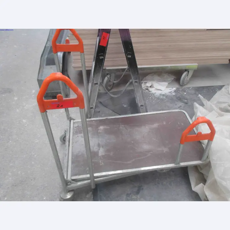 Vehicle construction, horse trailers-3