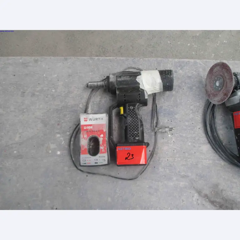 Vehicle construction, horse trailers-2