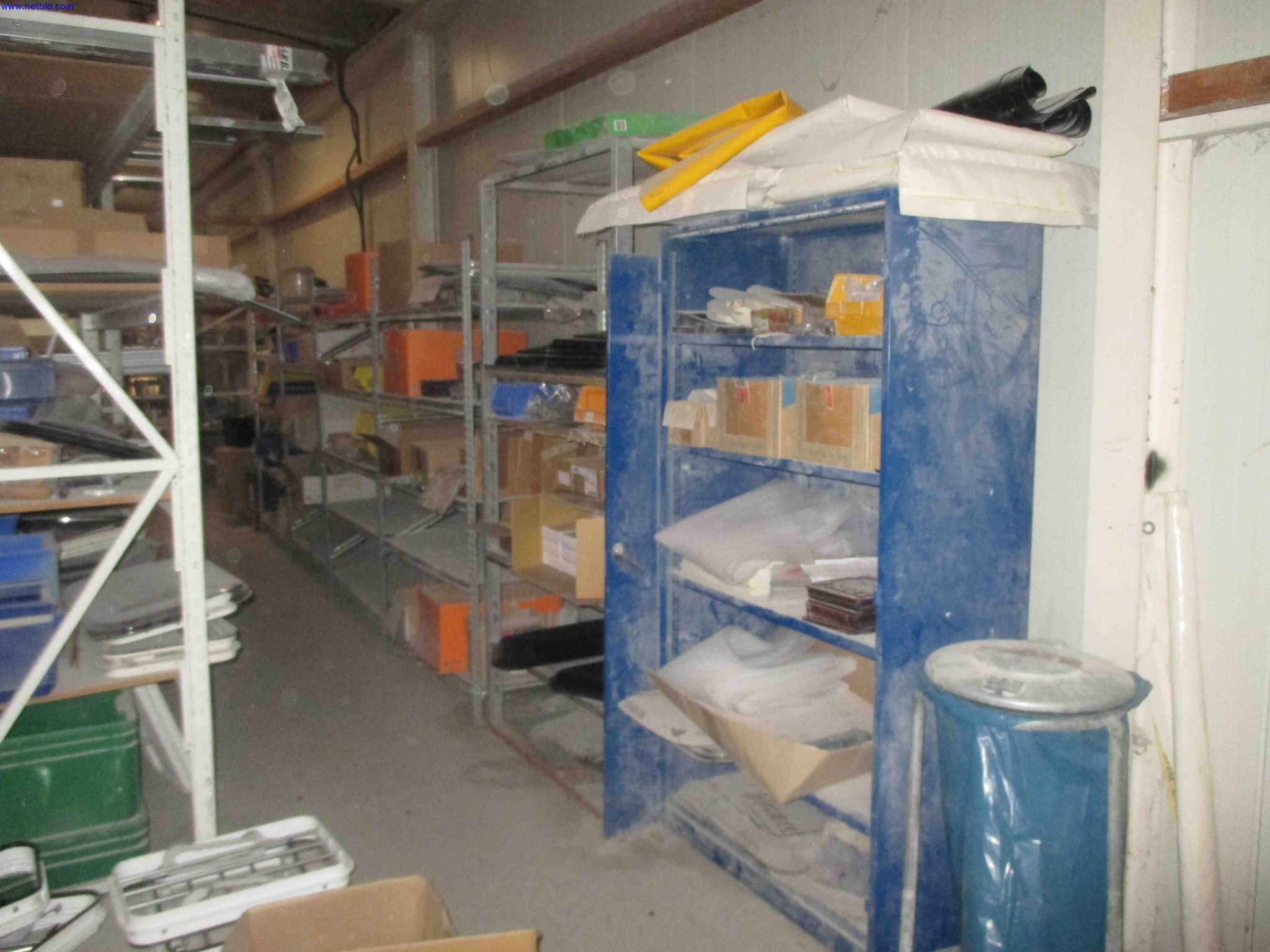 Vehicle construction, horse trailers-3