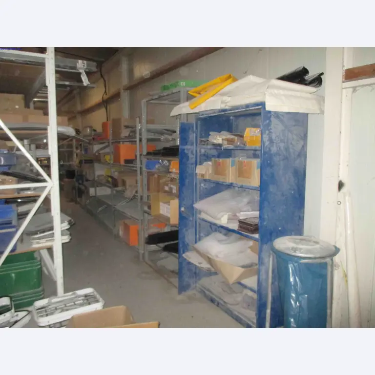 Vehicle construction, horse trailers-3