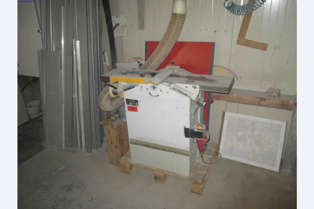 Vehicle construction, horse trailers-1