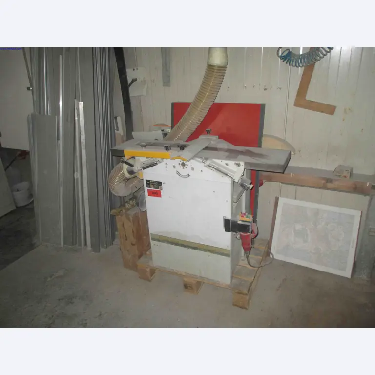 Vehicle construction, horse trailers-1