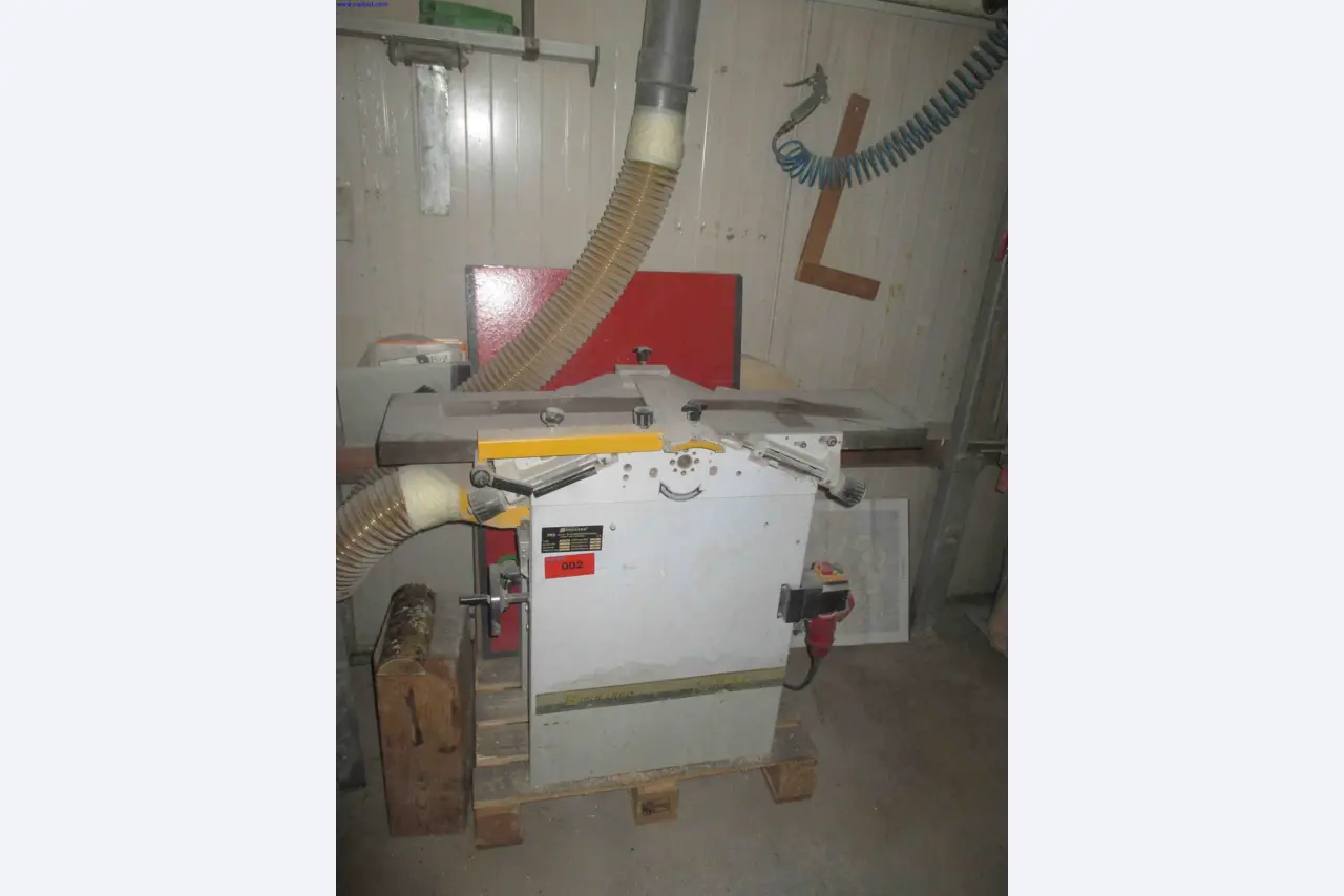 Vehicle construction, horse trailers-2