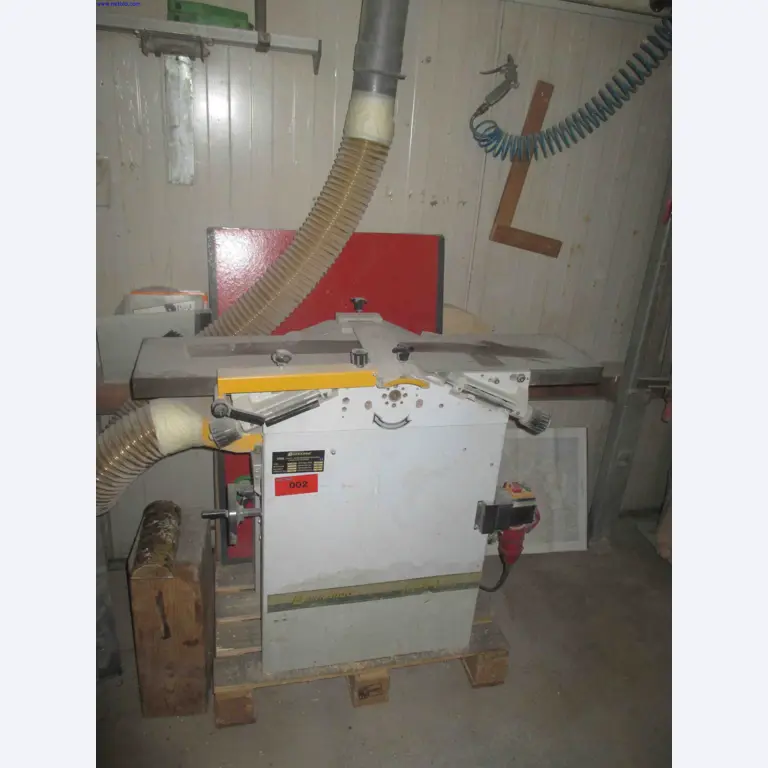 Vehicle construction, horse trailers-2
