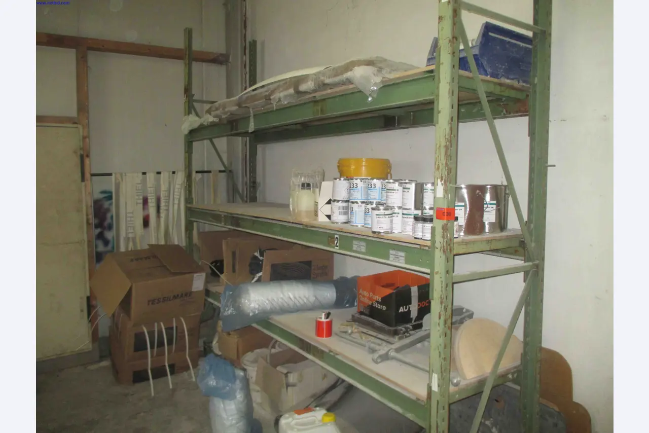 Vehicle construction, horse trailers-1