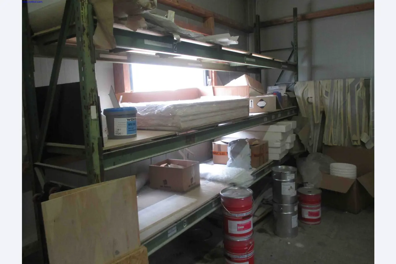 Vehicle construction, horse trailers-2