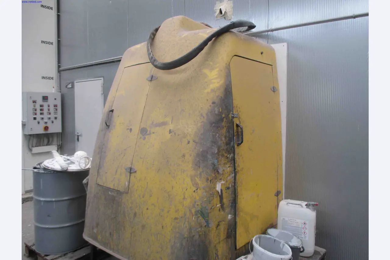 Vehicle construction, horse trailers-9