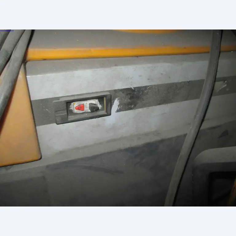 Vehicle construction, horse trailers-3
