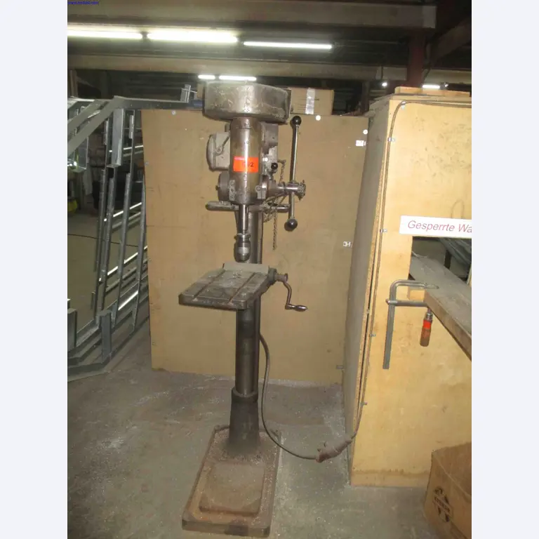 Vehicle construction, horse trailers-1