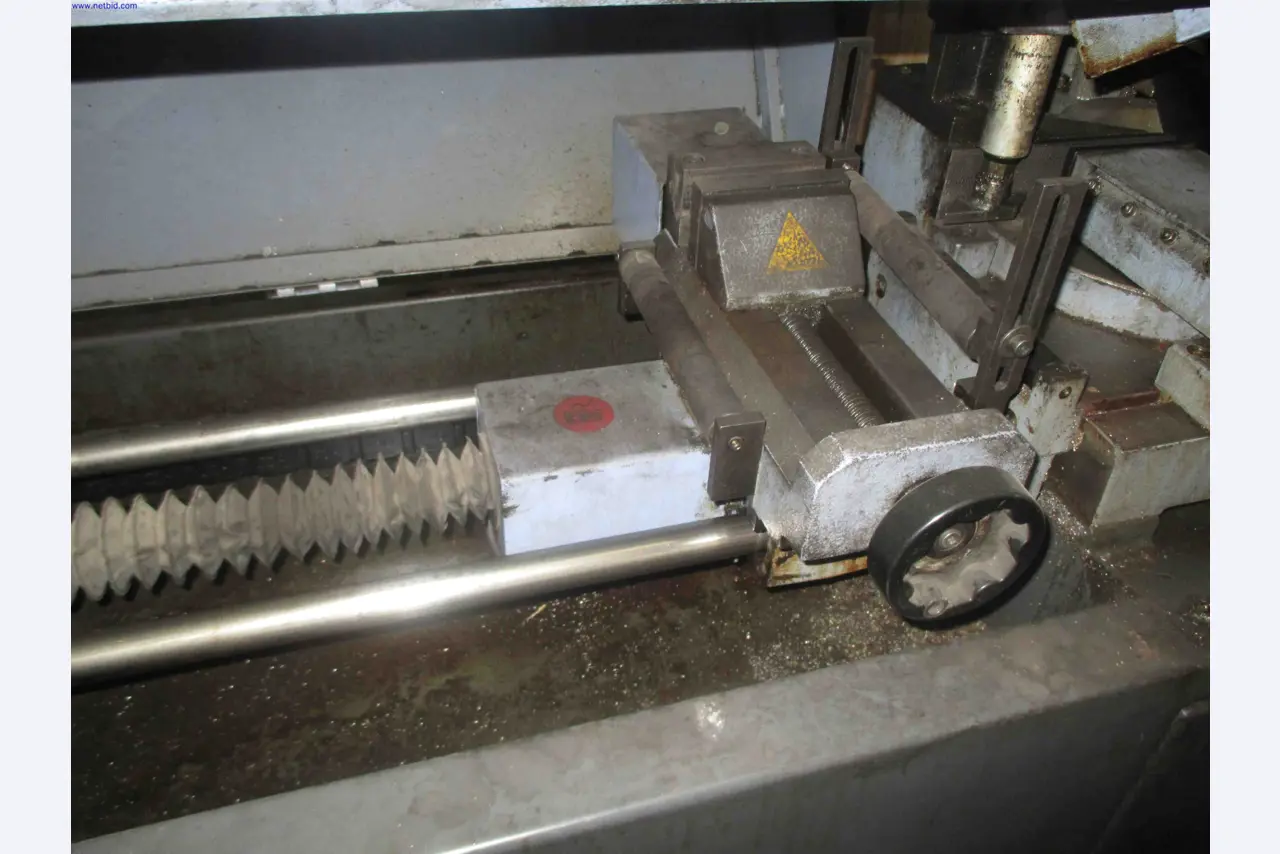 Vehicle construction, horse trailers-7