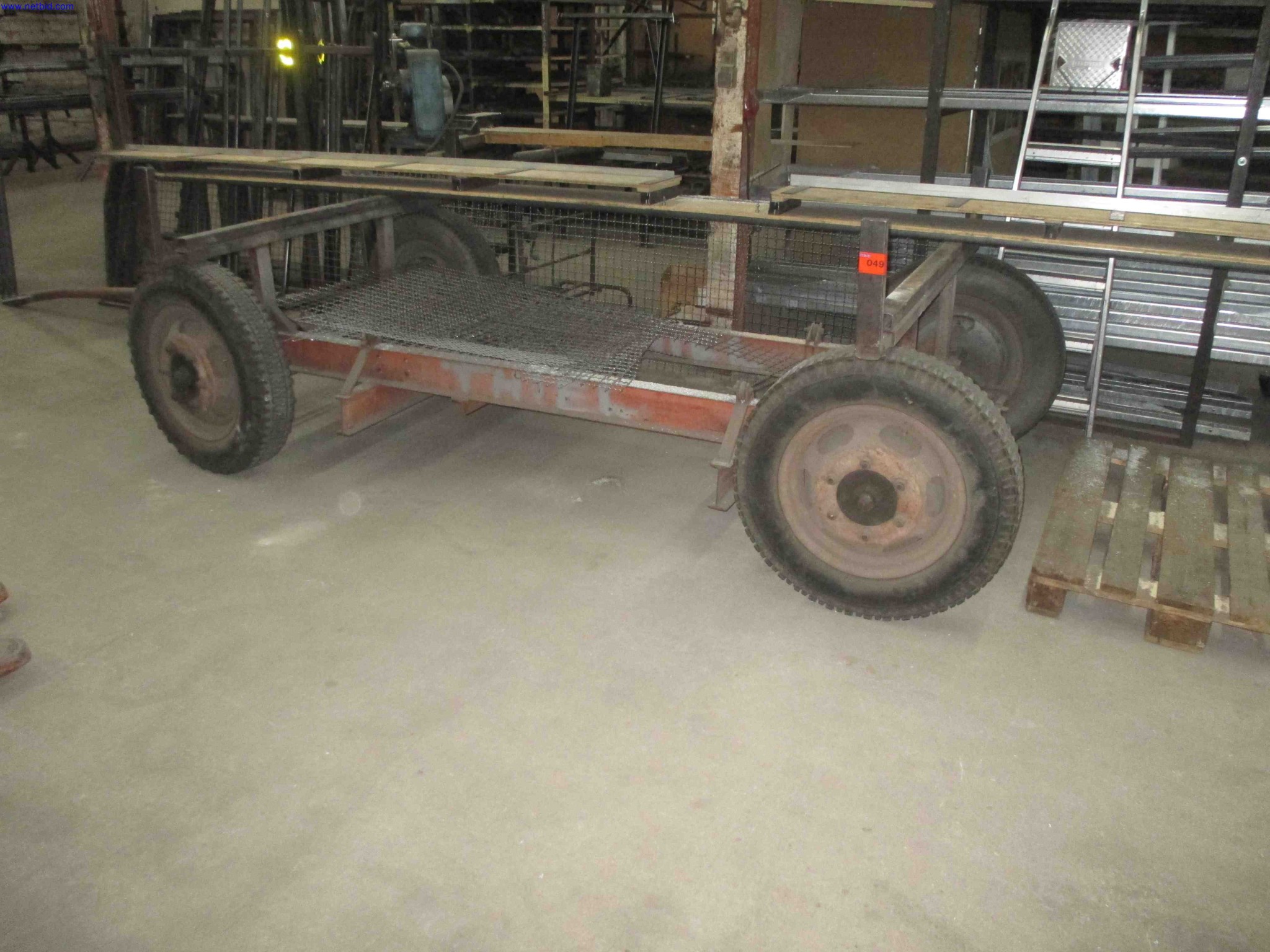 Vehicle construction, horse trailers-1