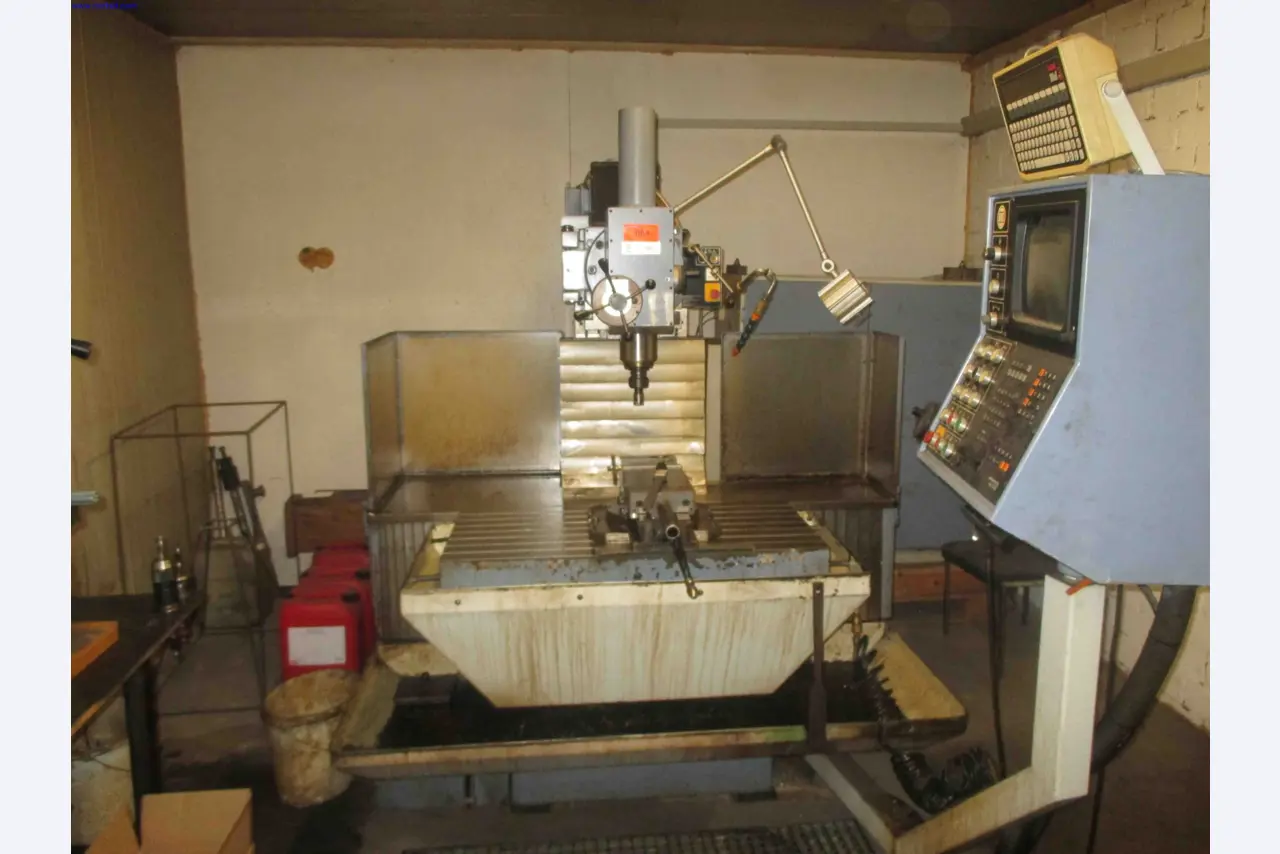 Vehicle construction, horse trailers-1