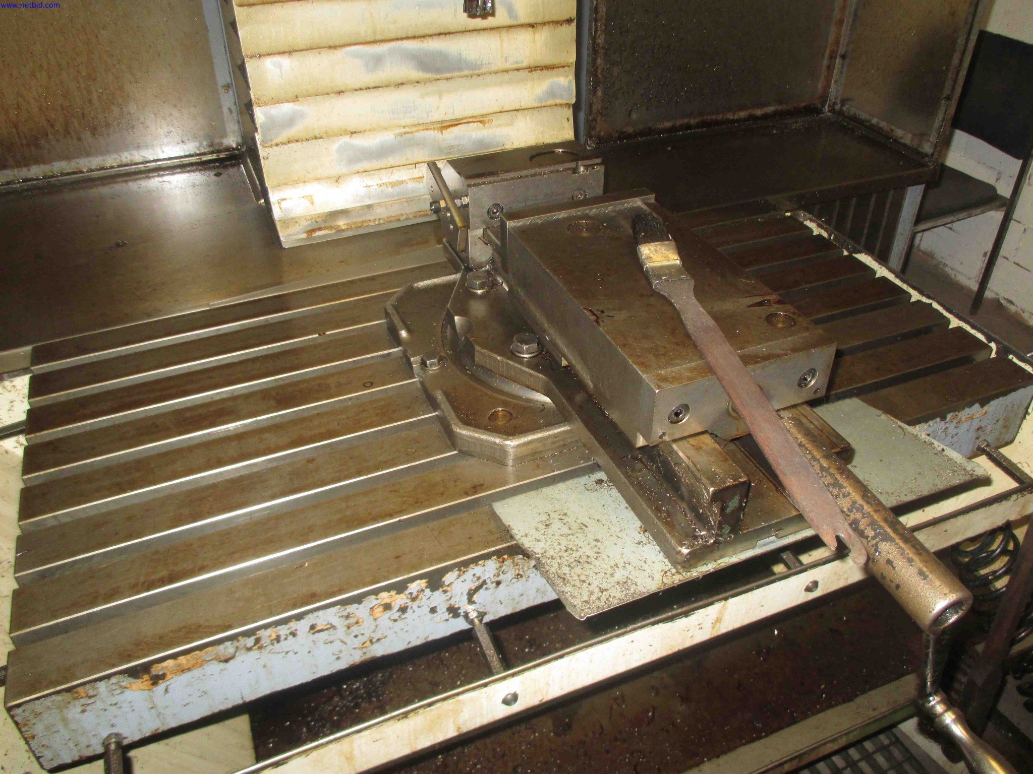Vehicle construction, horse trailers-2