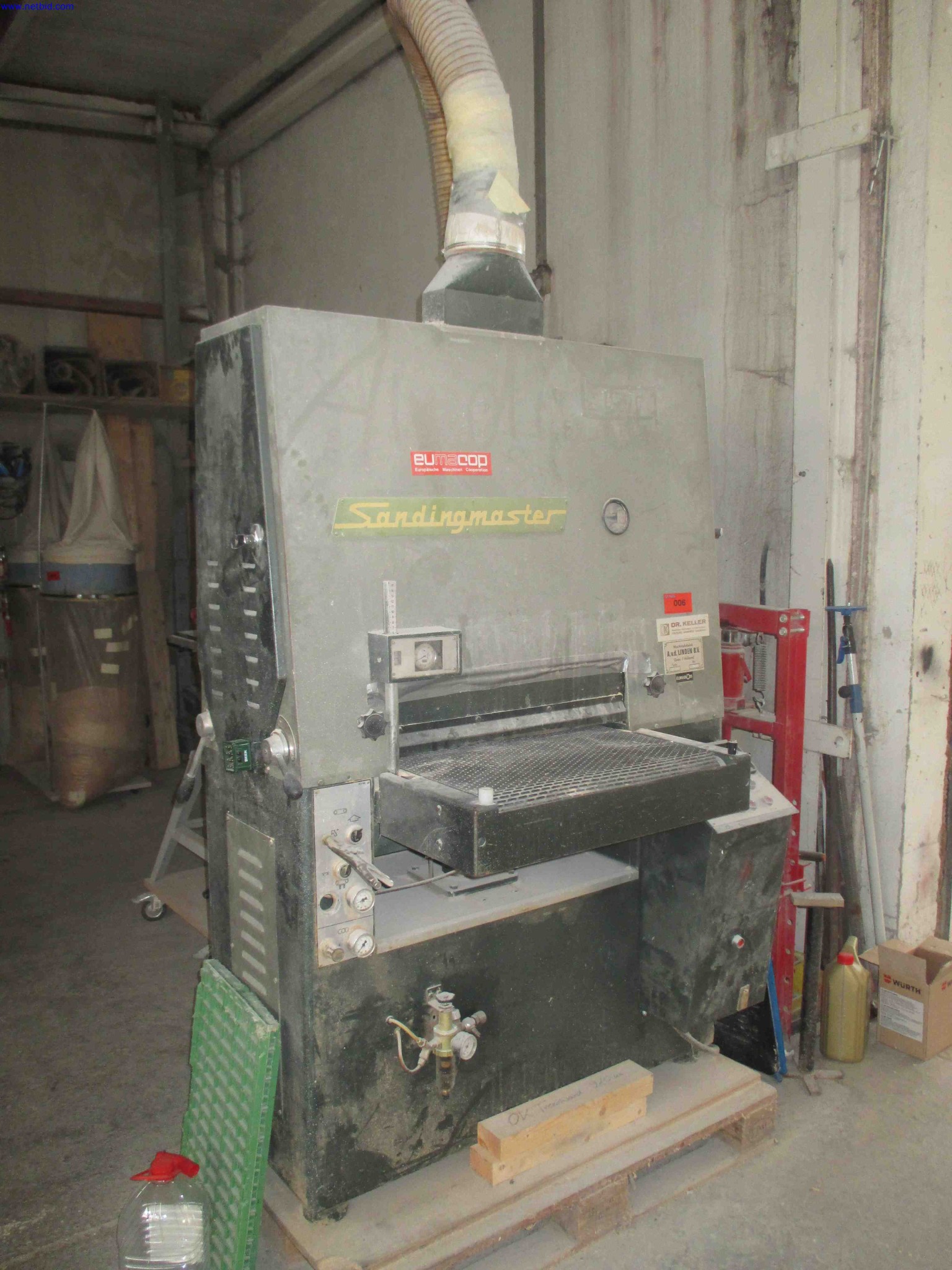 Vehicle construction, horse trailers-2
