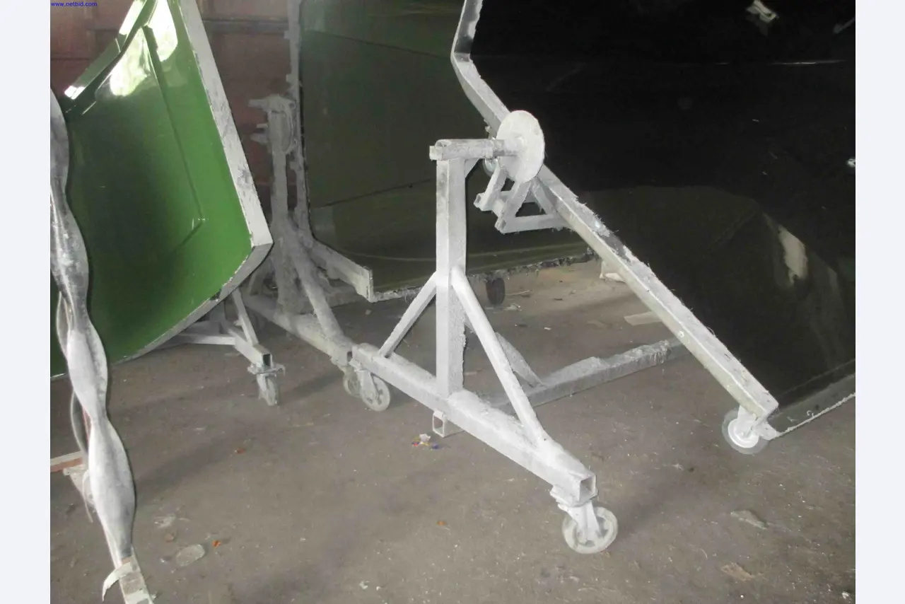 Vehicle construction, horse trailers-4