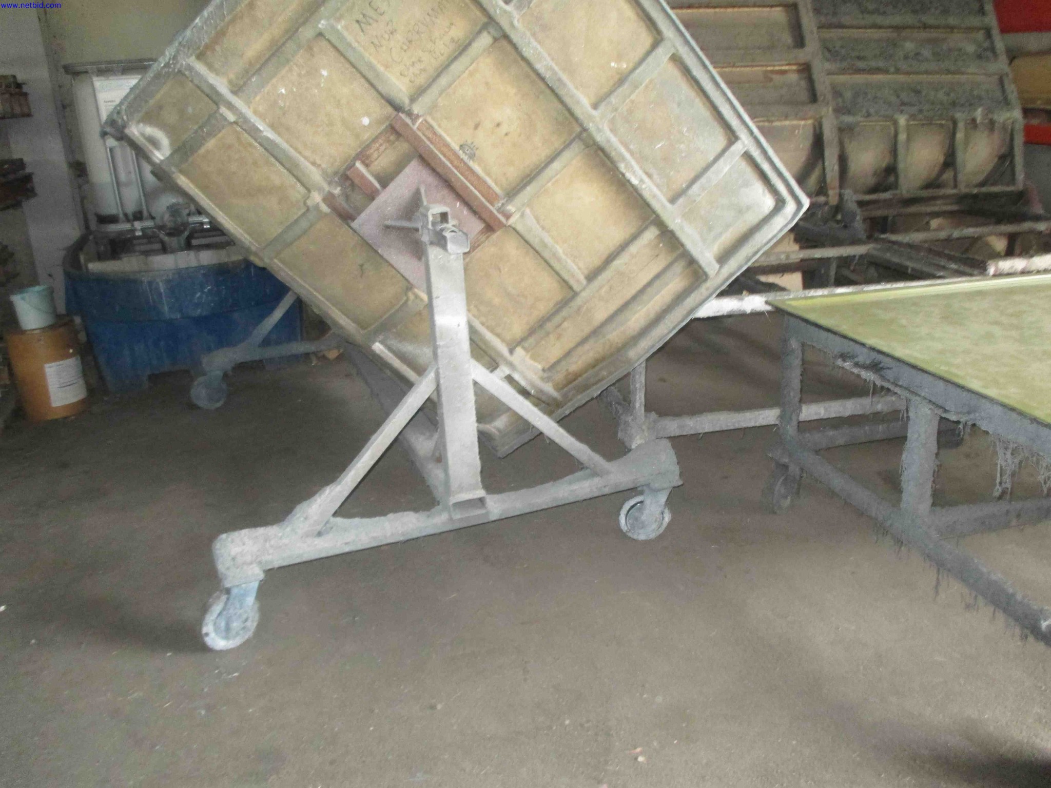Vehicle construction, horse trailers-5