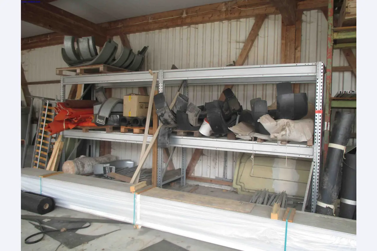 Vehicle construction, horse trailers-2