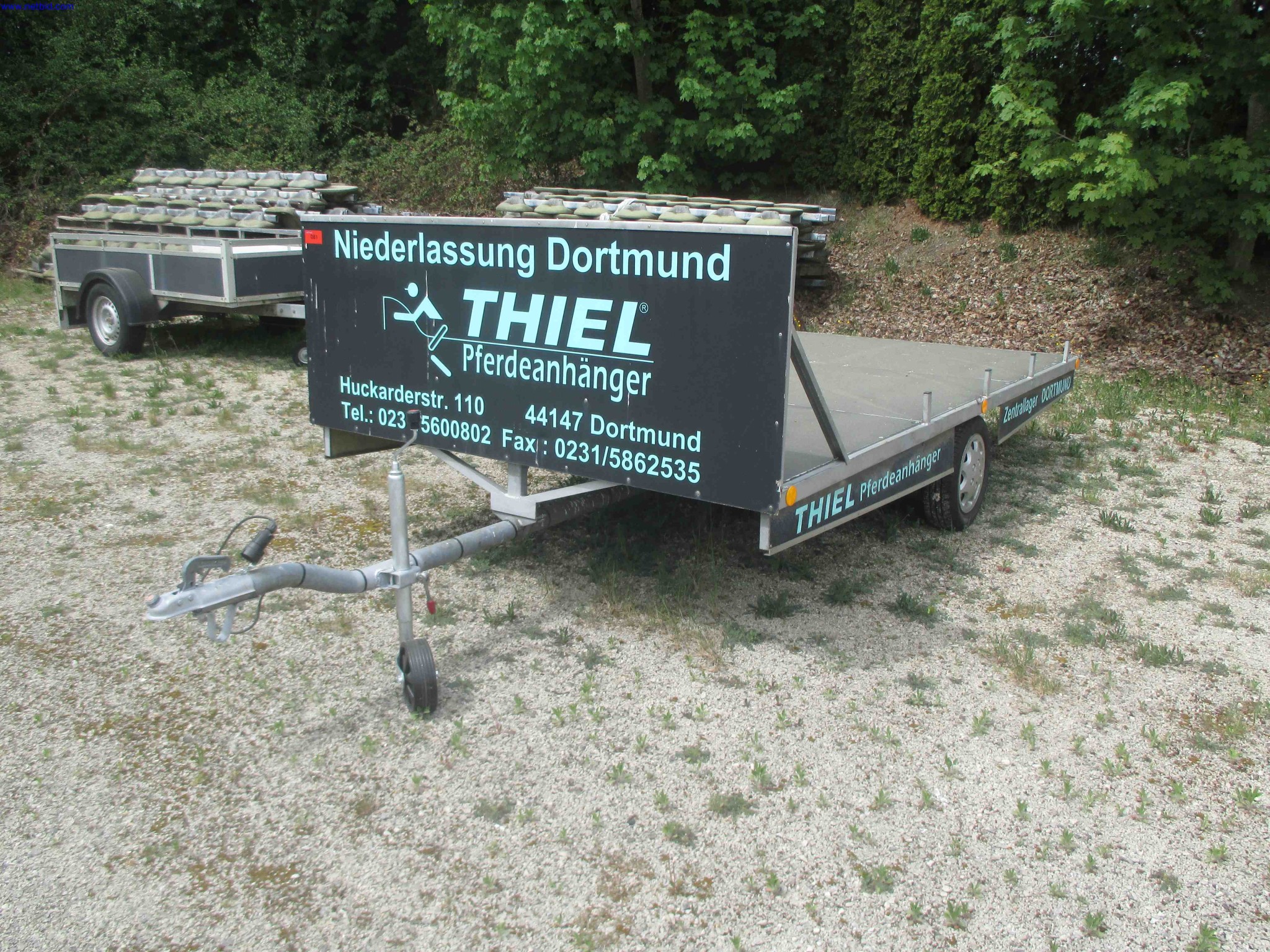 Vehicle construction, horse trailers-2
