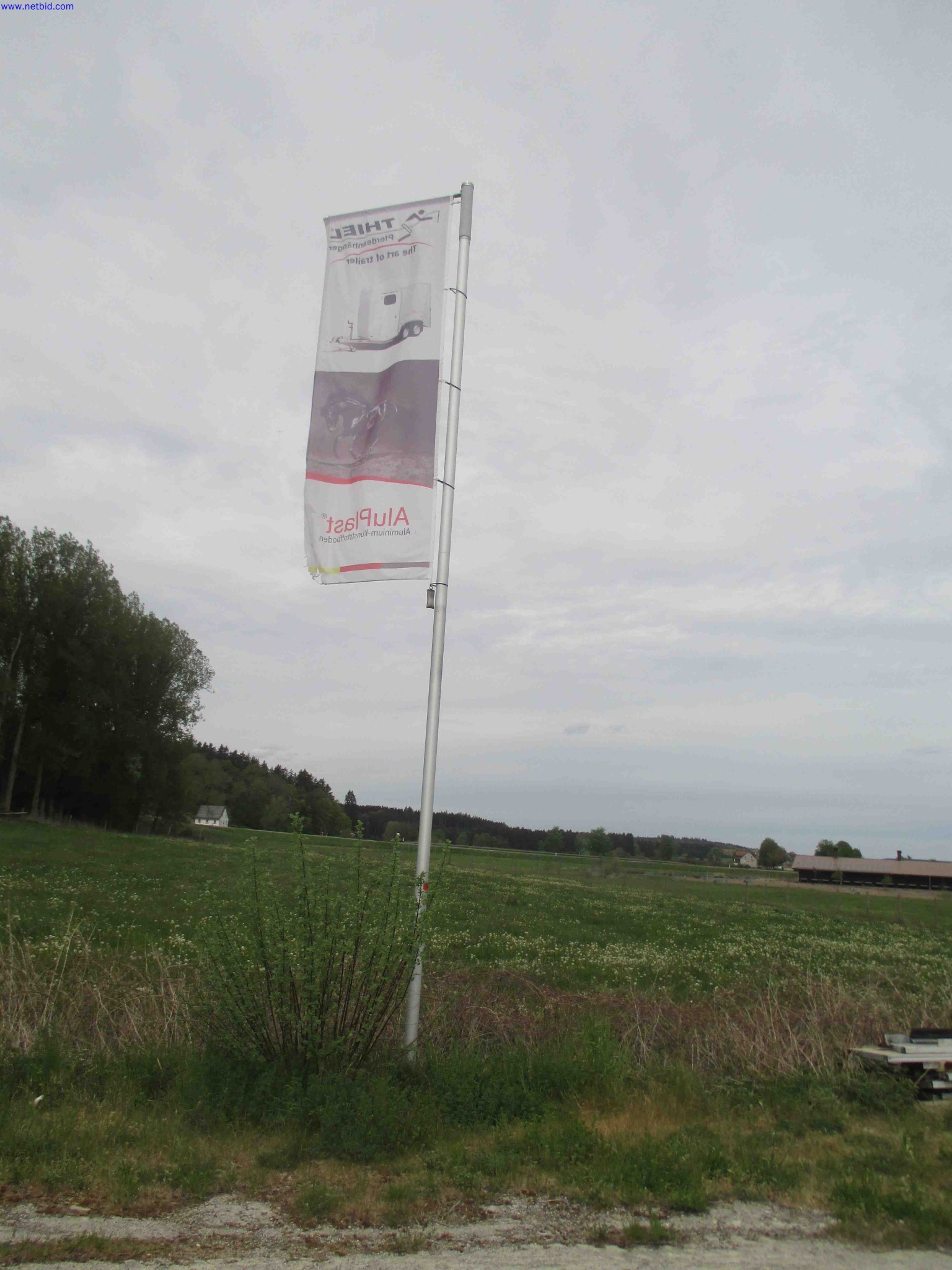Vehicle construction, horse trailers-1