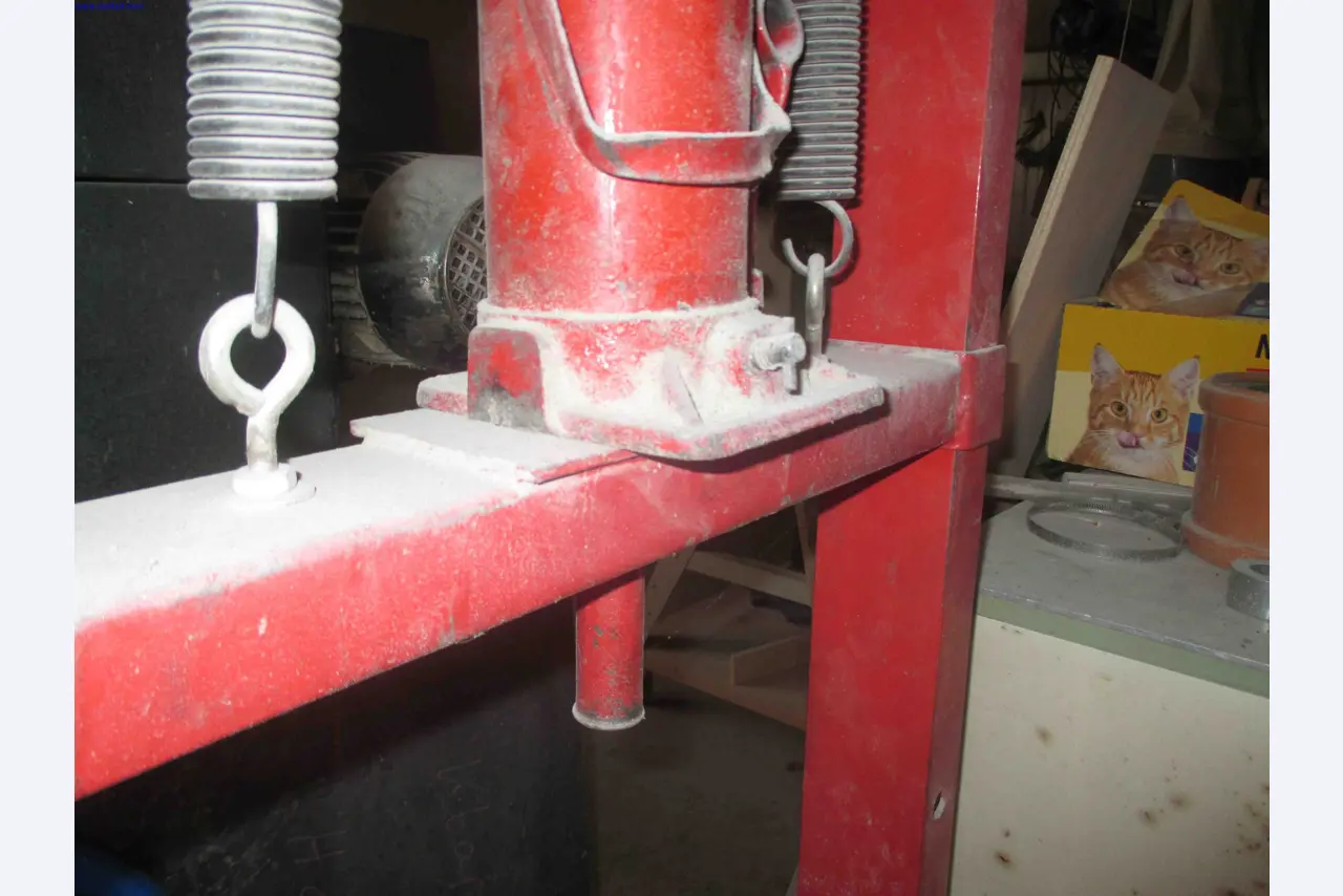 Vehicle construction, horse trailers-2