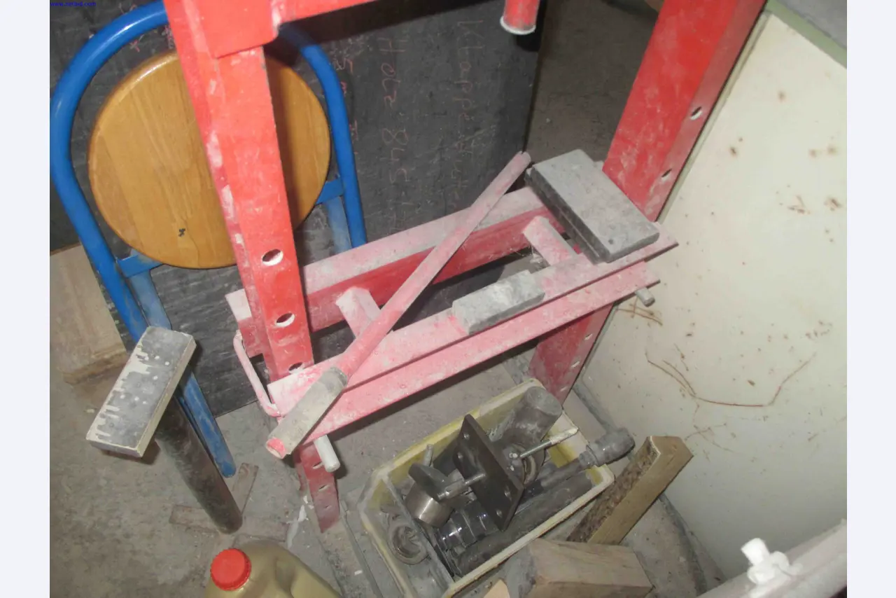 Vehicle construction, horse trailers-3