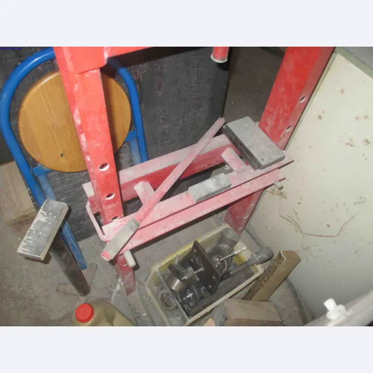 Vehicle construction, horse trailers-3