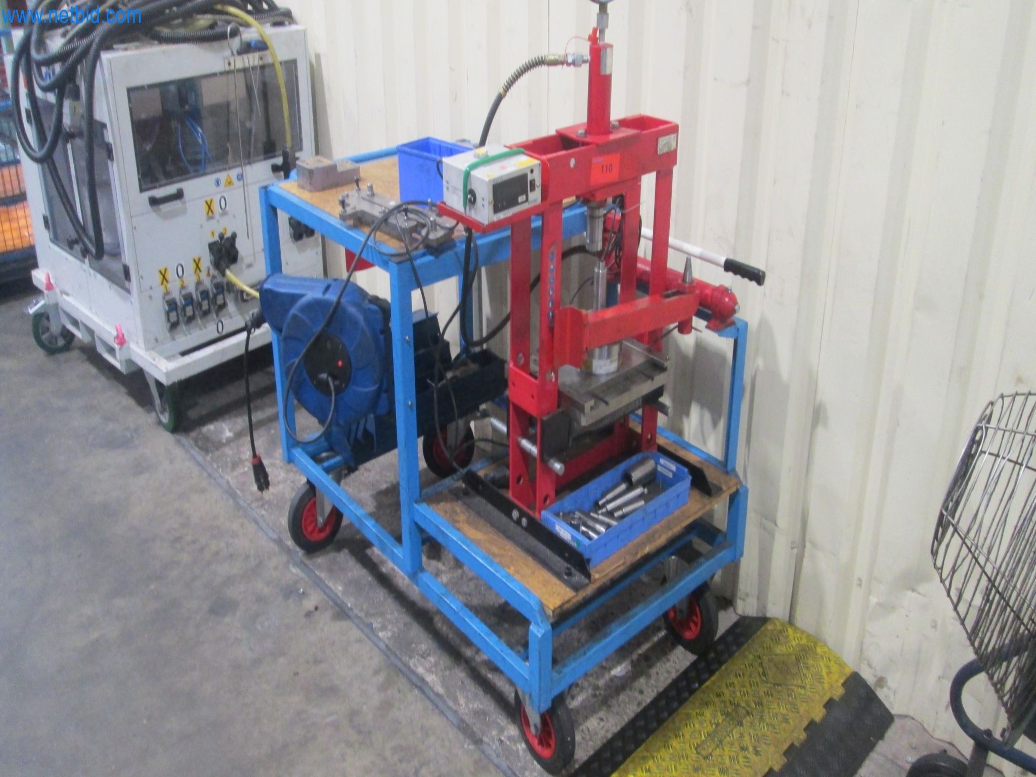 Betriebsstillegung: Produktionsanlagen eines Automobilzulieferers – Allgaier Werke in Frankreich-1